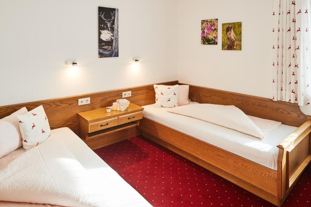 Appartements Sailer Prutz Exteriör bild