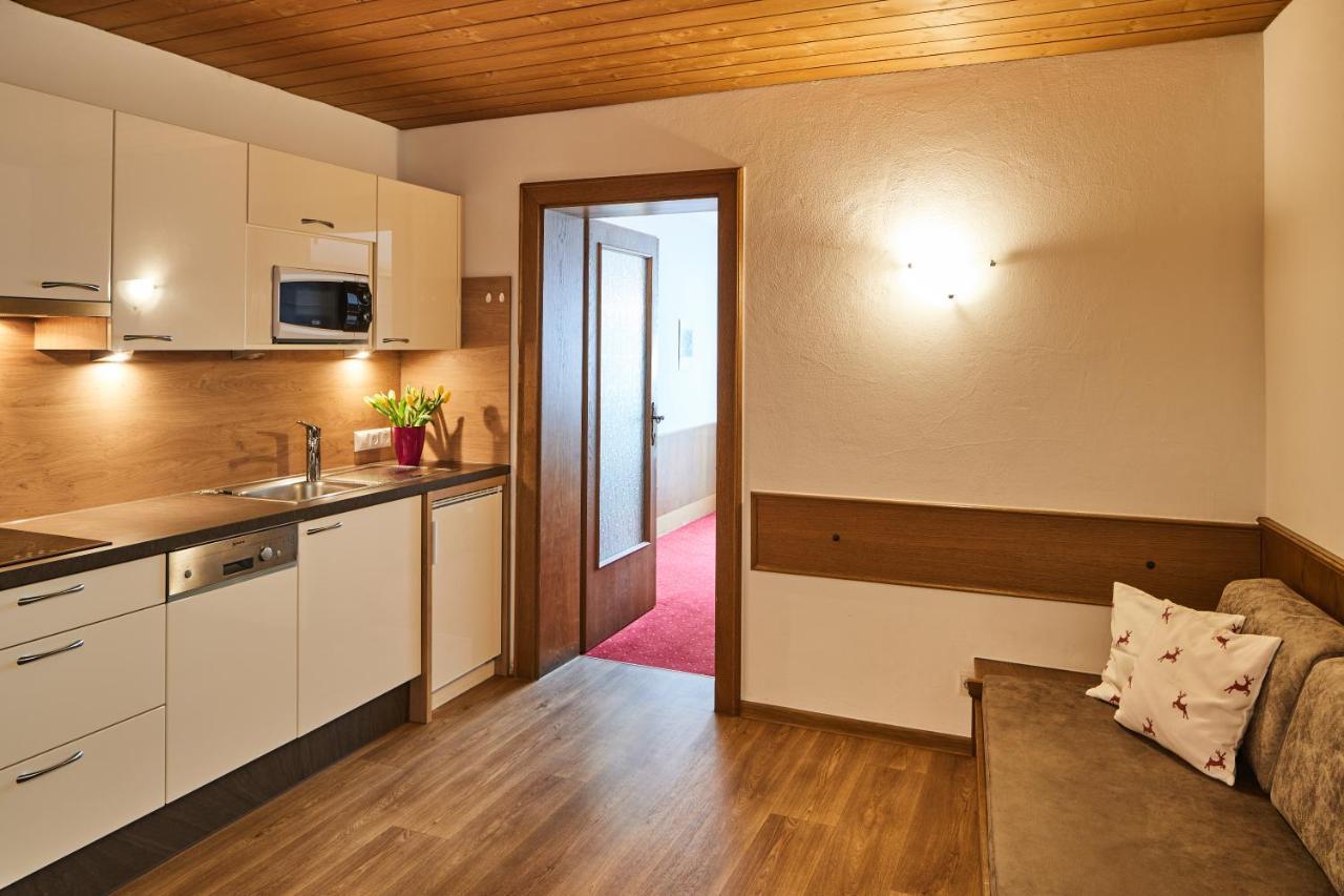 Appartements Sailer Prutz Exteriör bild