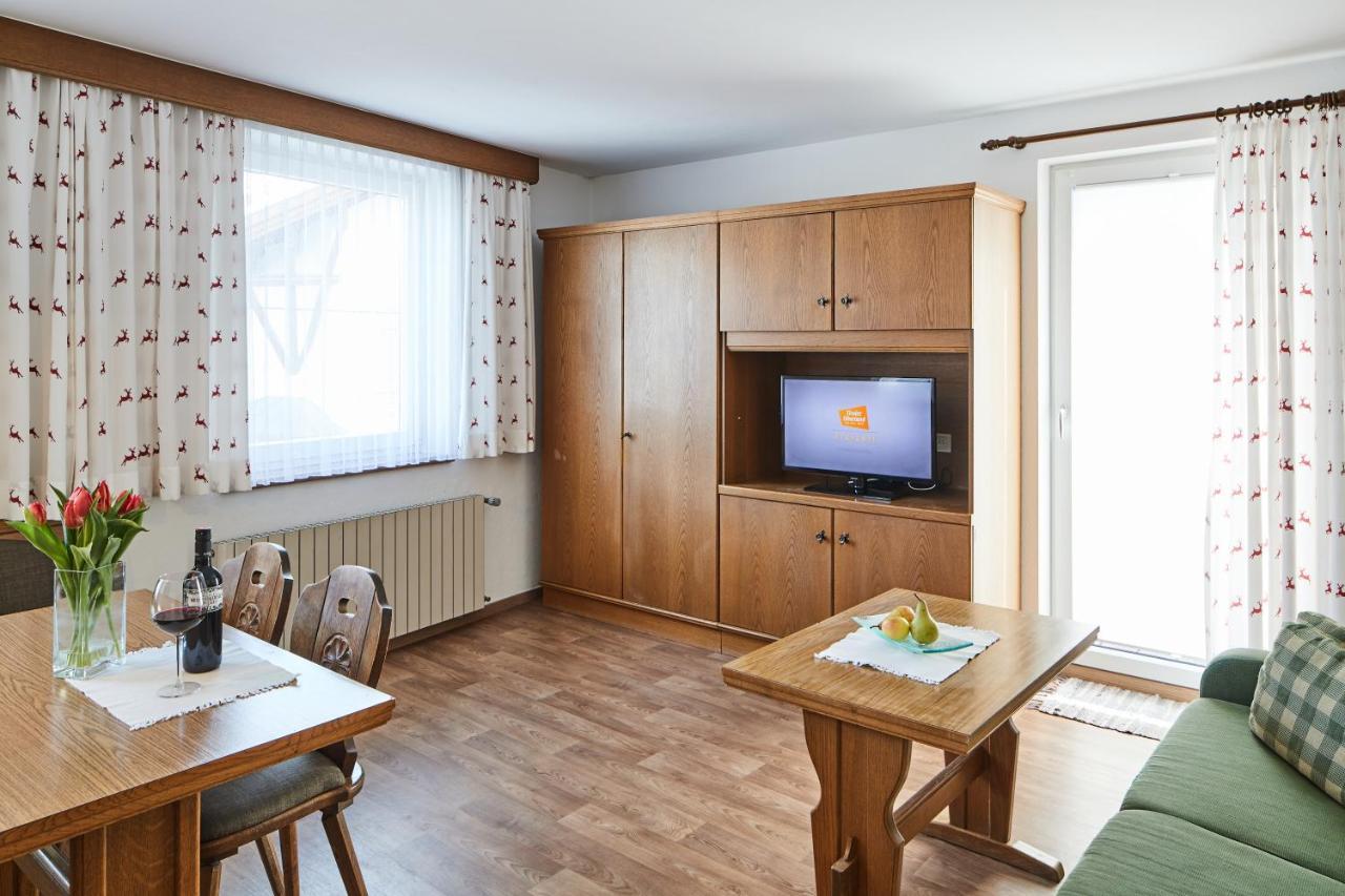 Appartements Sailer Prutz Exteriör bild