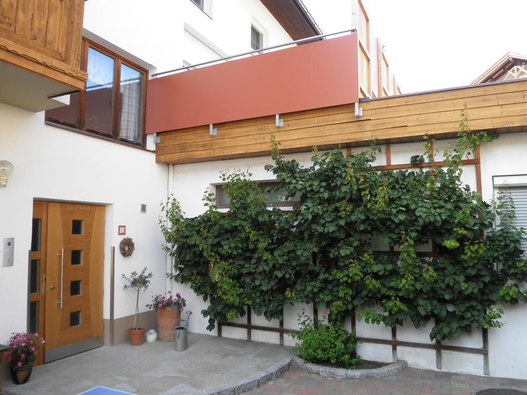 Appartements Sailer Prutz Exteriör bild