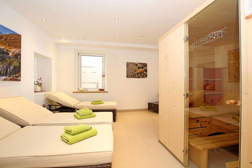 Appartements Sailer Prutz Exteriör bild